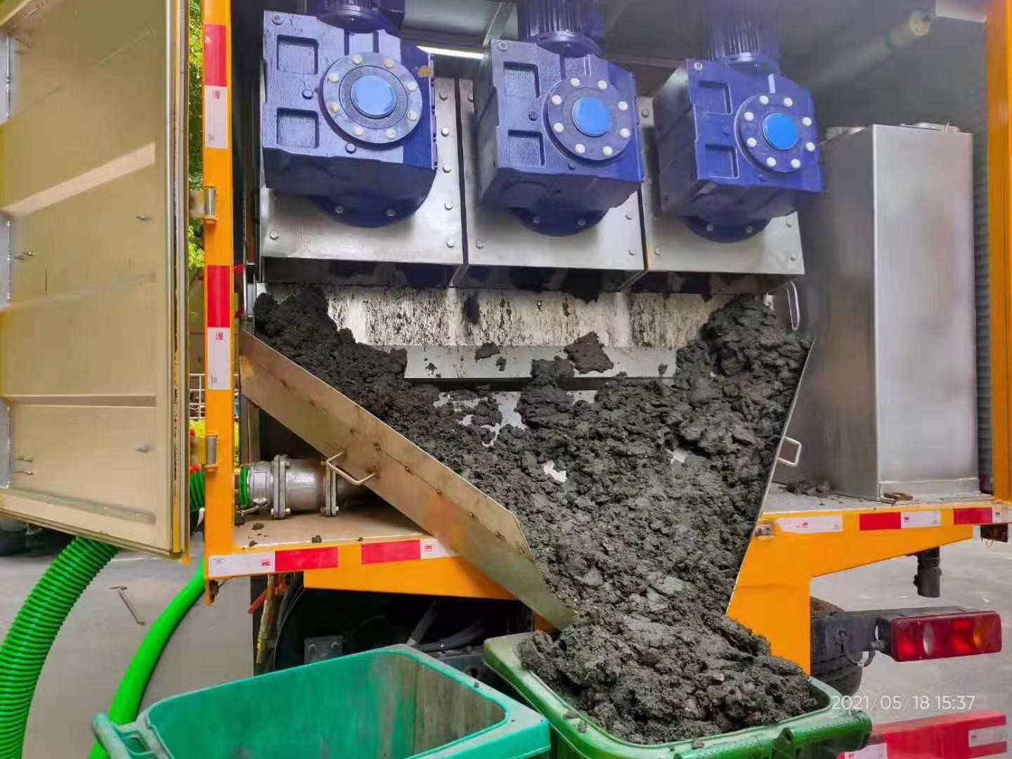 公坡镇化粪池清掏城市维护站-泥浆净化干湿分离处理